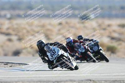 media/Dec-07-2025-CVMA (Sun) [[3e7d2de5dc]]/Race 12- Formula 40 MW and LW/